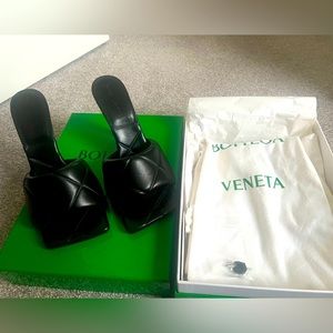 BOTTEGA VENETA black heels, size 40